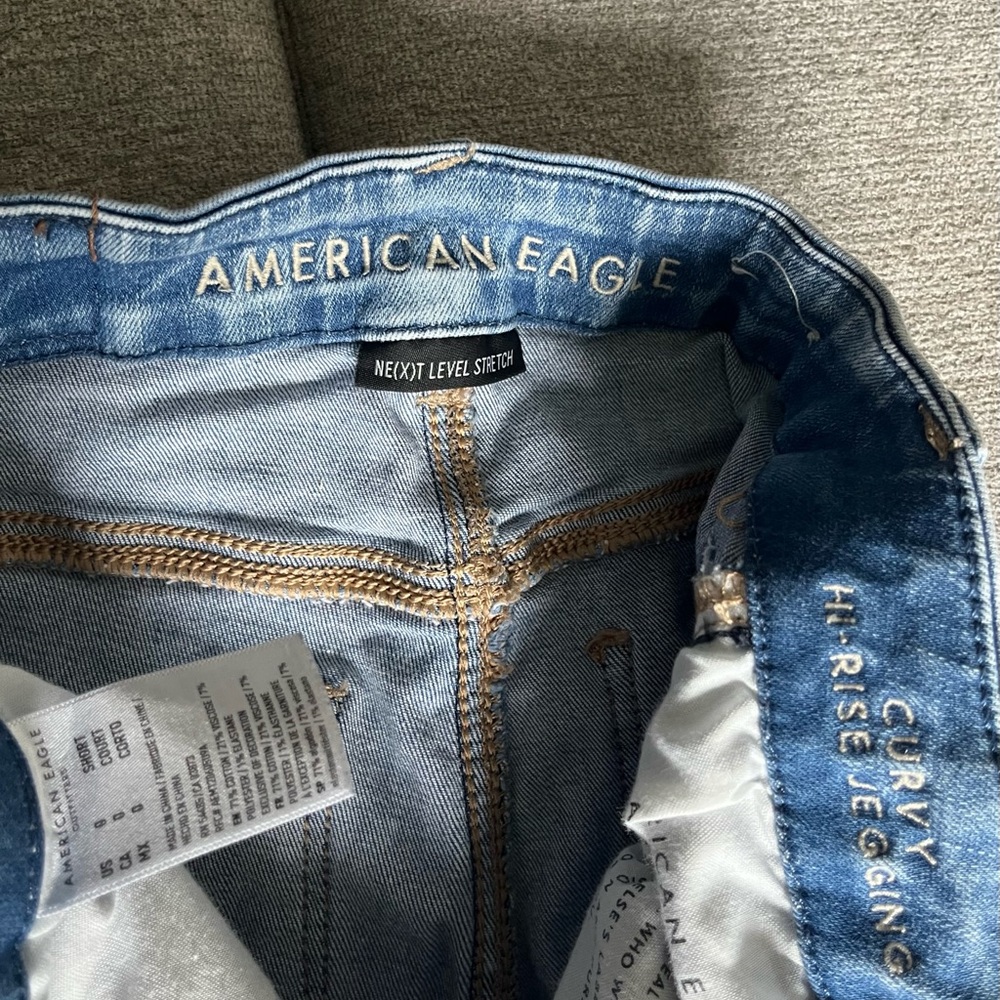 American Eagle Curvy Hi-rise Jegging. Ne(x)t level stretch - Picture 2 of 2